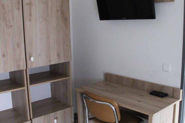 Room 10 of 52