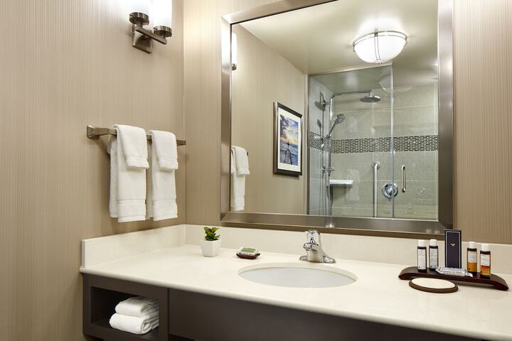 Bathroom sink