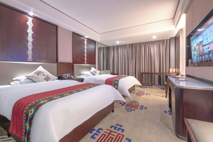 Room 9 of 27