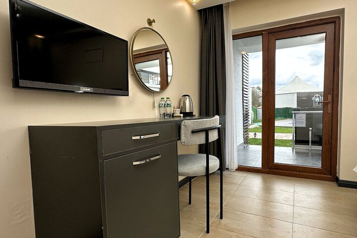 Room 12 of 47