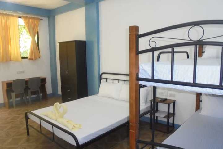 Room 8 of 63