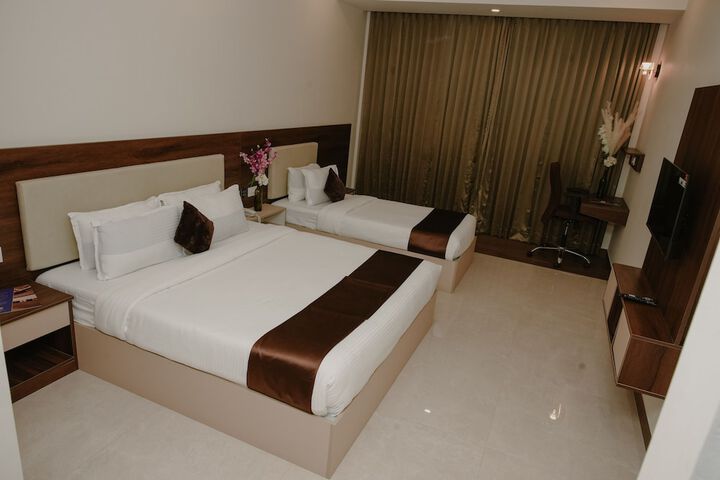Room 6 of 22