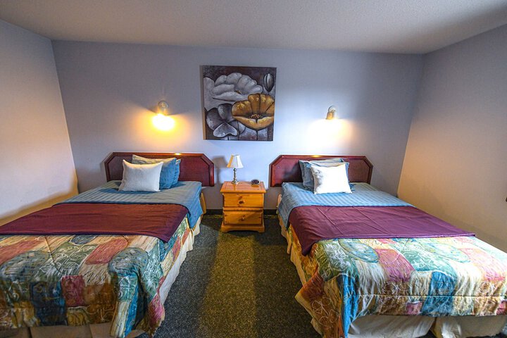 Room 7 of 19