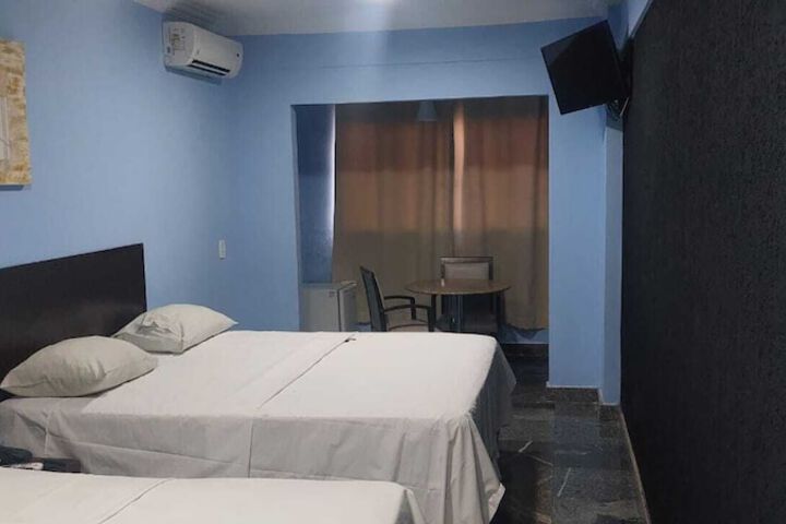 Room 15 of 44