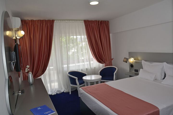 Room 7 of 55