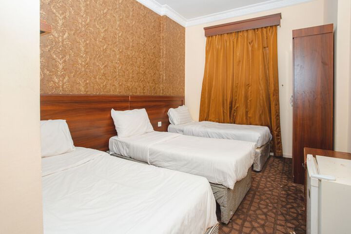 Room 18 of 21
