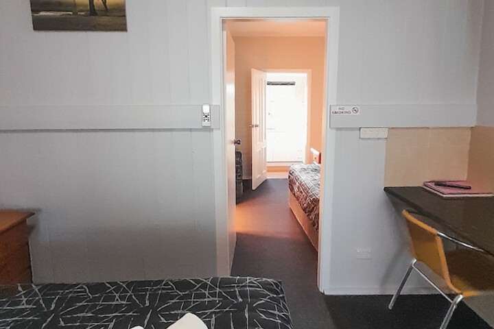 Room 31 of 69