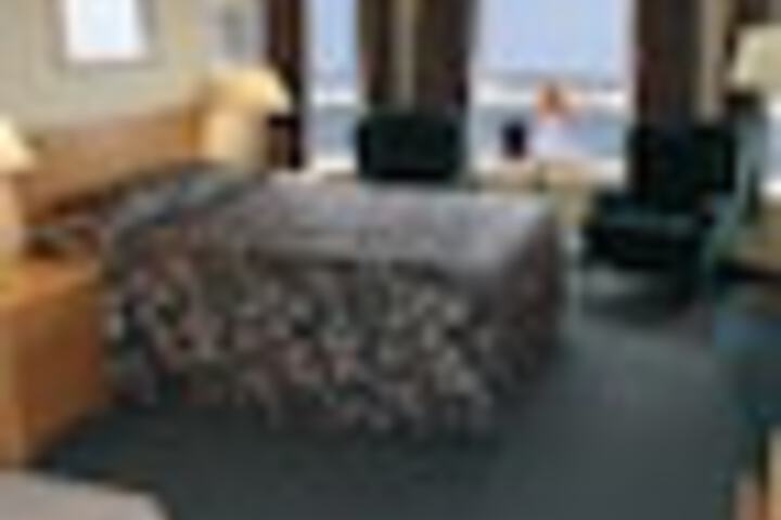 Room 29 of 141