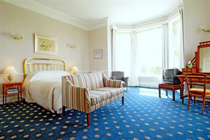Room 8 of 20