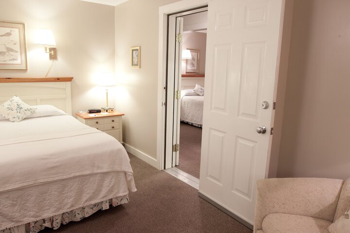 Room 10 of 120
