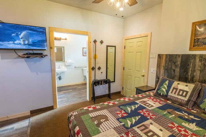 Room 4 of 49