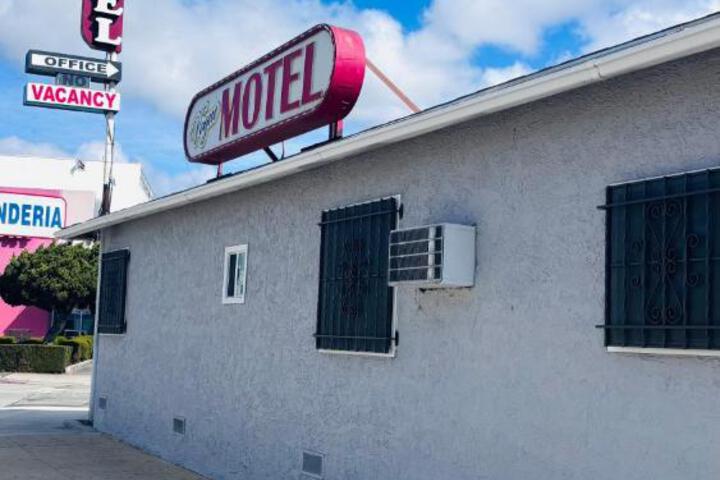 vogue motel in South Gate, CA