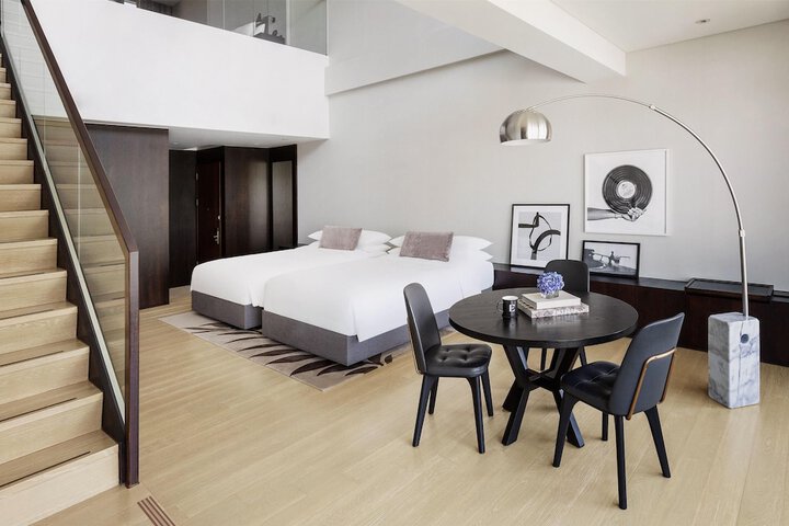 Room 31 of 63