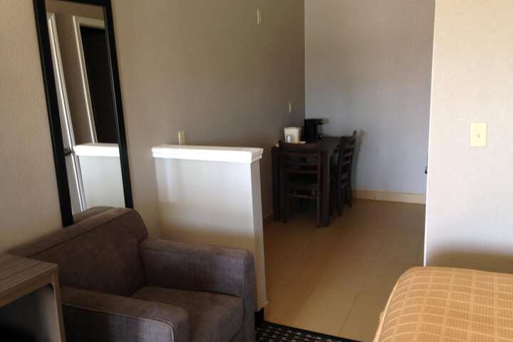 Room 20 of 42