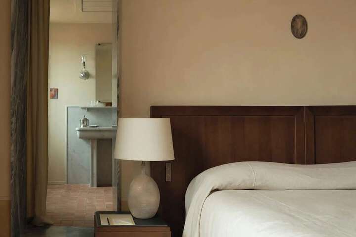Room 31 of 187
