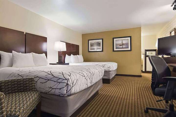Room 5 of 24