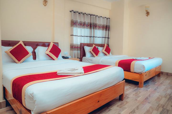 Room 2 of 16