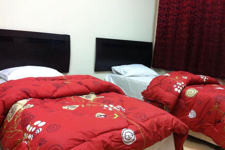 Room 4 of 5