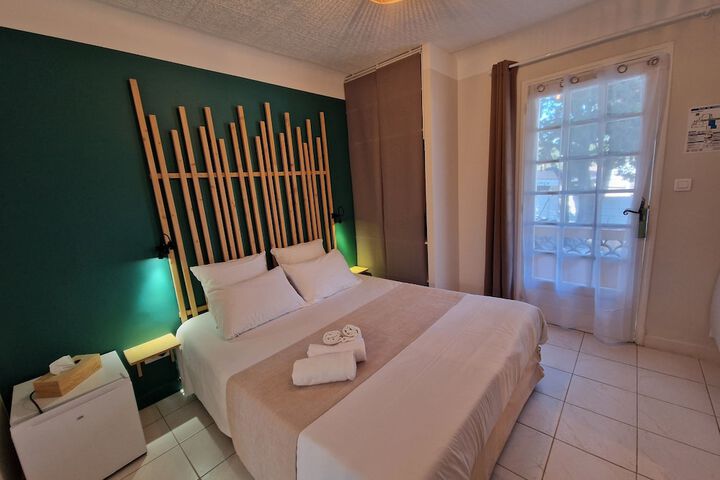 Room 17 of 46