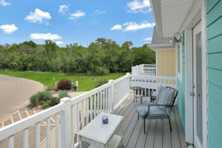 Terrace/Patio 7 of 40