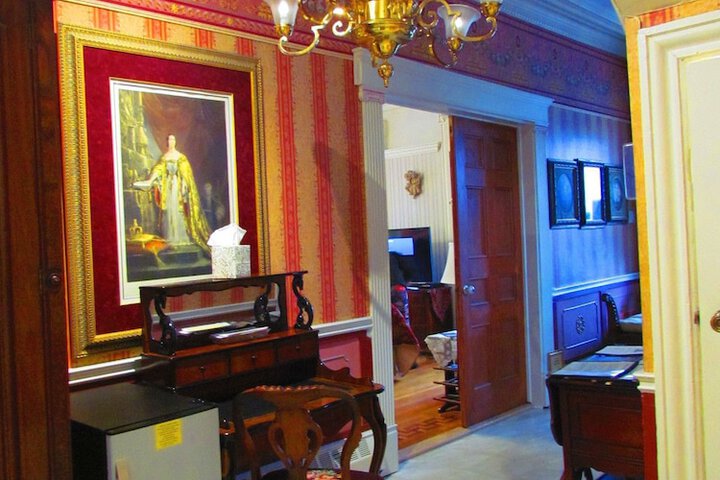 Hotel Interior 4 of 148