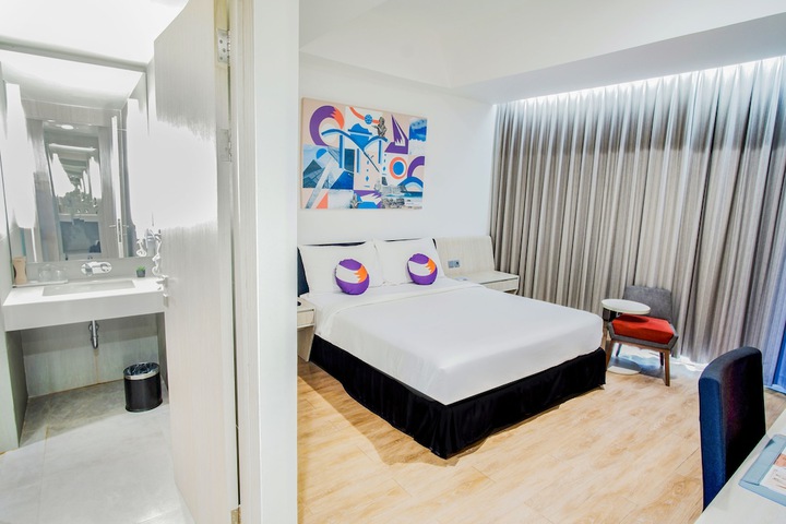 Room 14 of 43