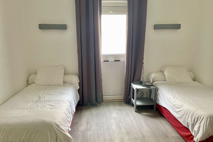 Room 22 of 27
