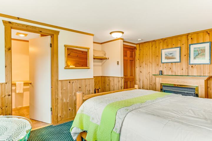 Room 43 of 189
