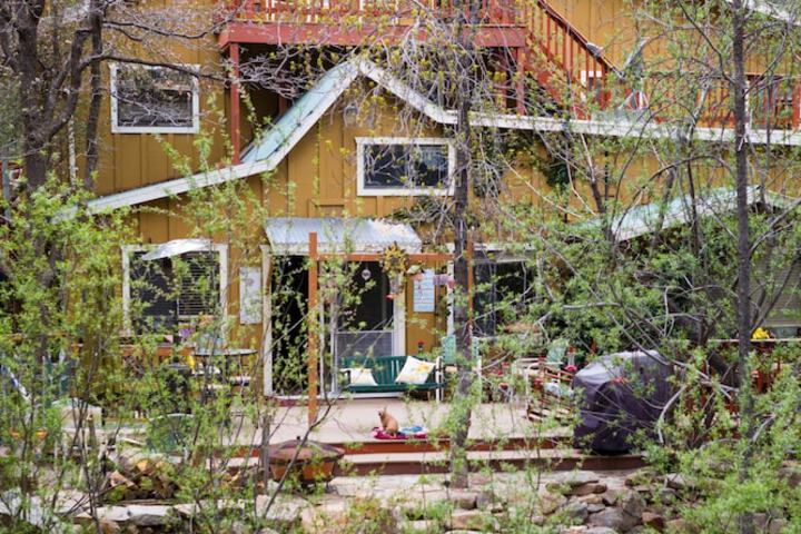 Property Grounds 31 of 36