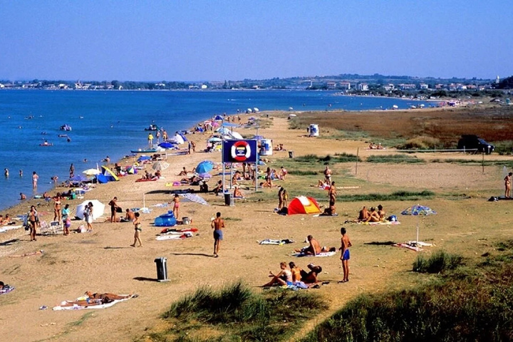 Beach 9 of 15