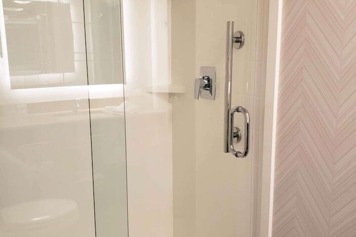 Bathroom shower