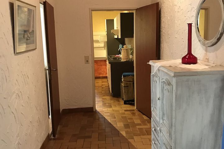 Room 34 of 117