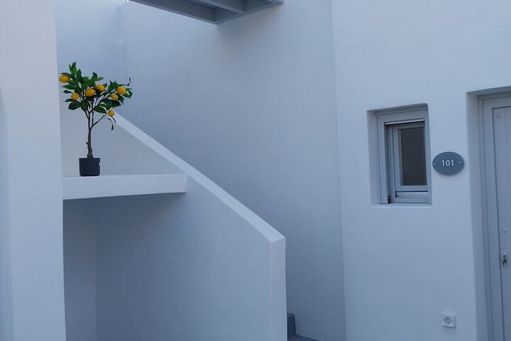 Room 49 of 75