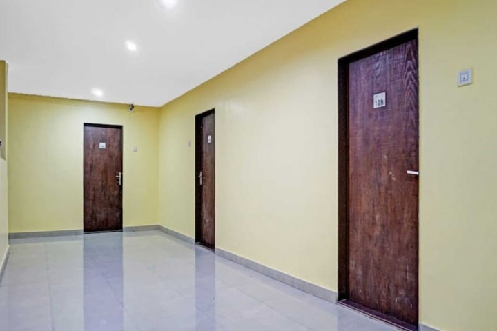 Room 16 of 21