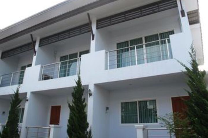 Hotel 6 of 10