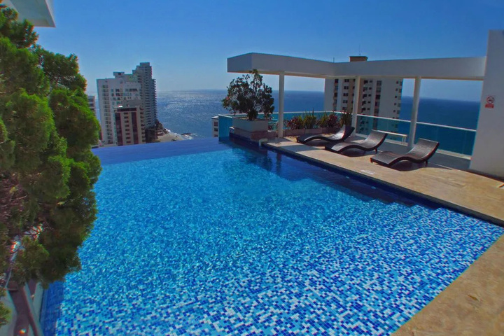 Pool Hotel