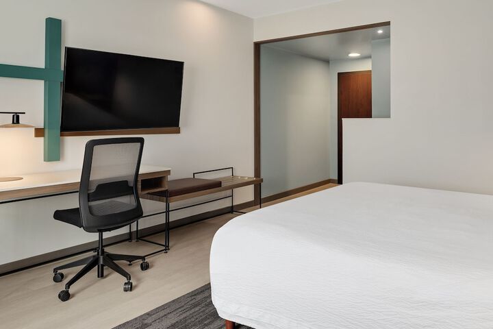 Room 8 of 51