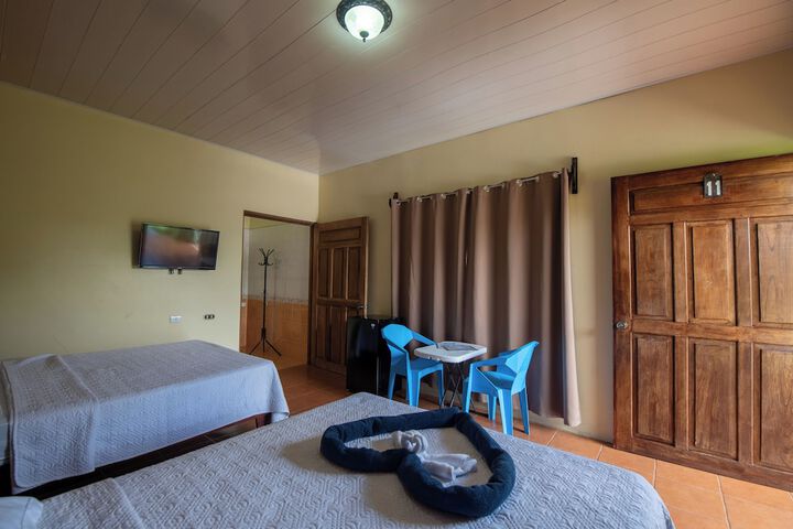 Room 11 of 79