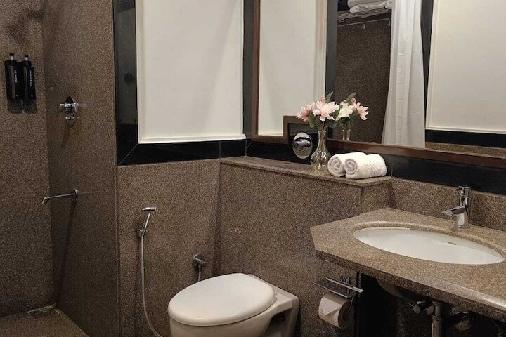 Room 19 of 36