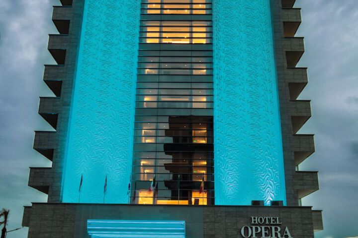 Hotel Opera