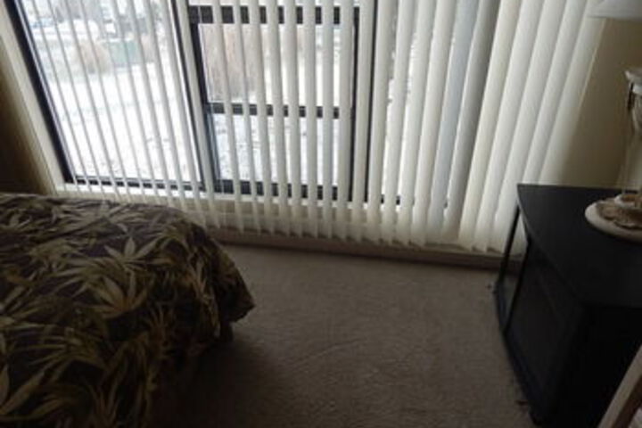 Room 40 of 139