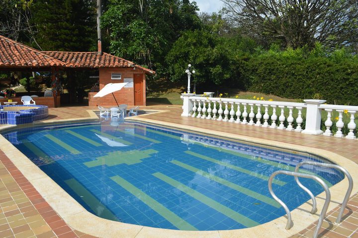 Pool 16 of 20