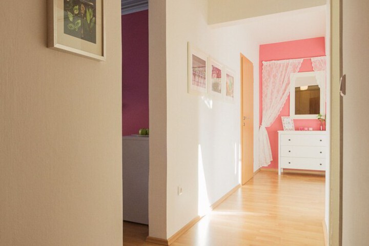 Room 12 of 24