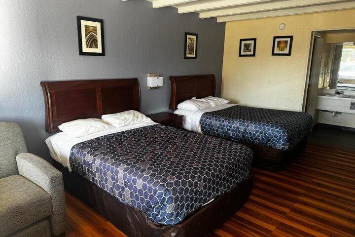 Visitors Inn
