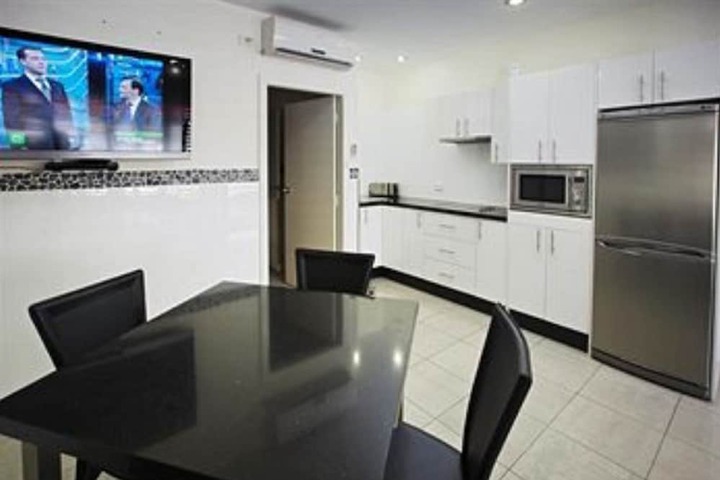 Room 10 of 22