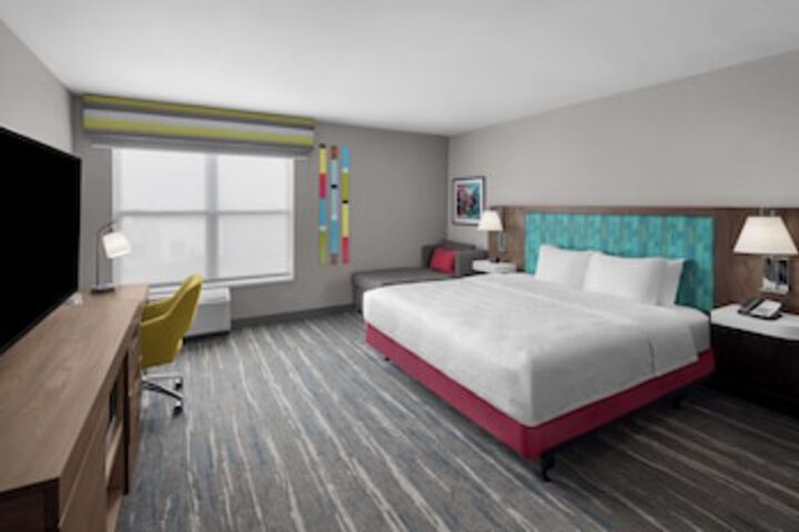 Room 25 of 153