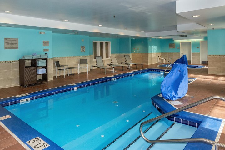 Hotel with Pool