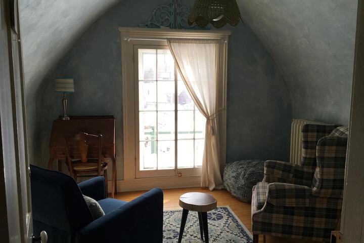 Room 22 of 48