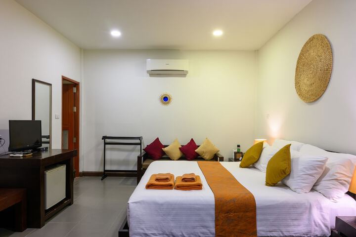 Room 59 of 200