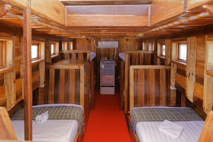 Room 8 of 28